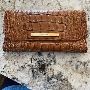 Brahmin genuine leather wallet, gently used